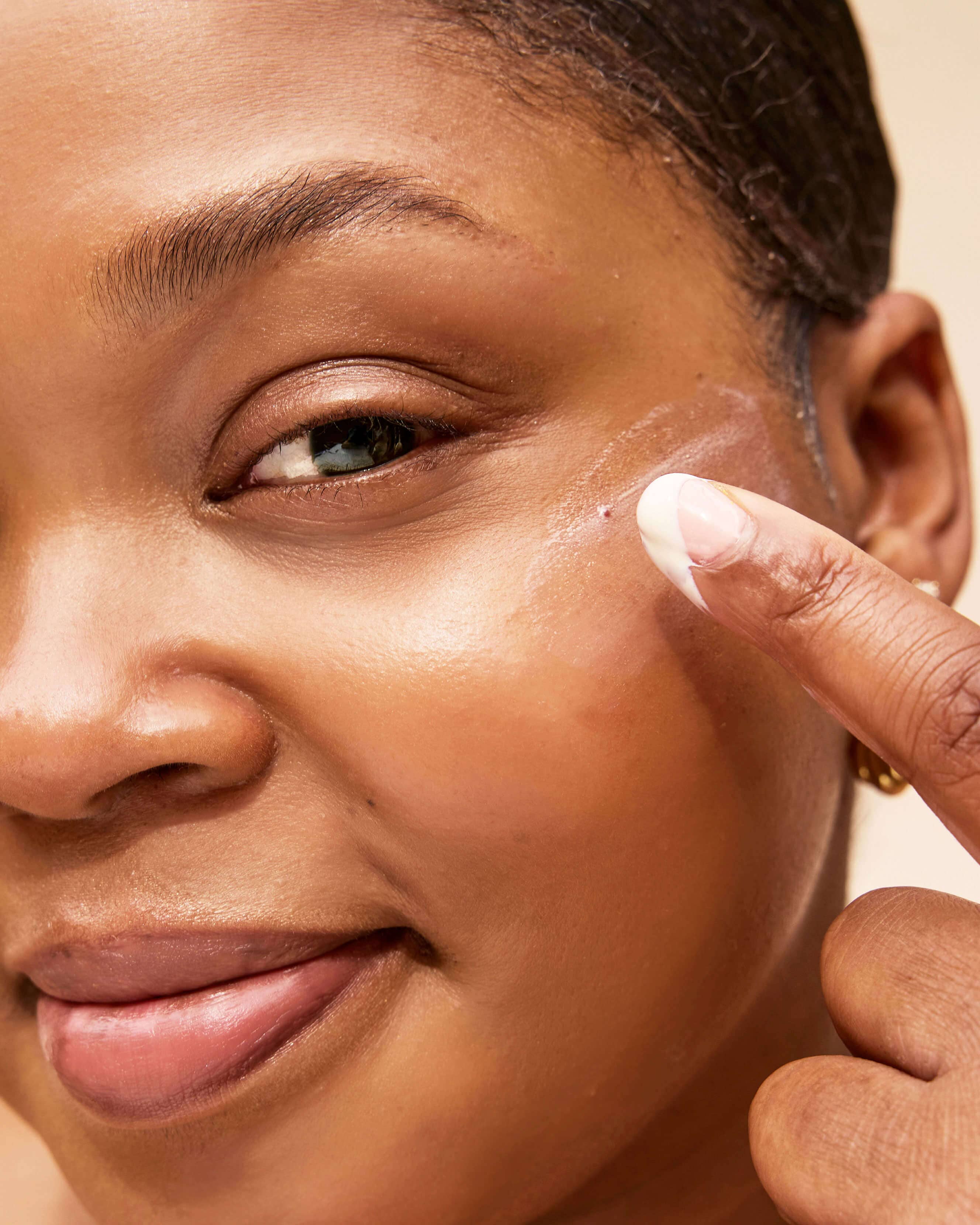 COLORFREE Zinc Broad Spectrum Sunscreen SPF 32 2