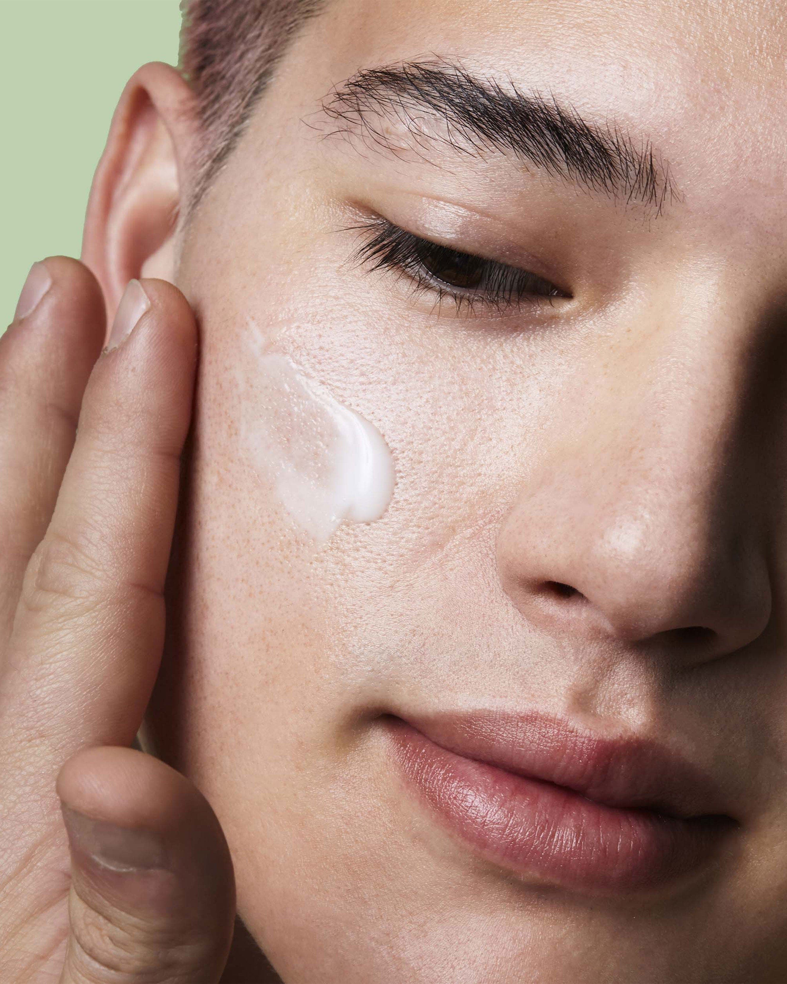 Superkind Fortifying Moisturizer - 10ML
– Tata Harper Skincare 1