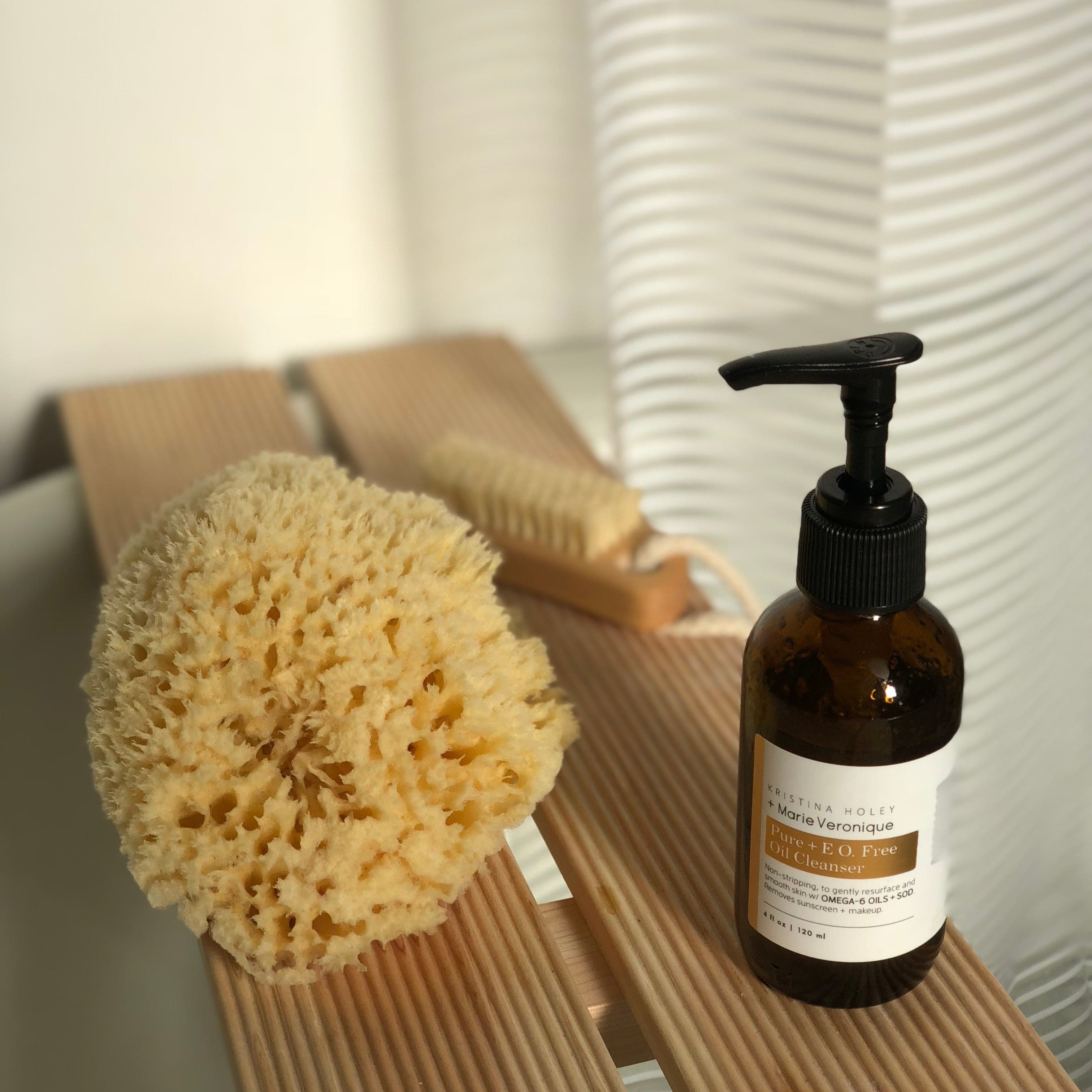 Pure + E.O. Free Oil Cleanser 4