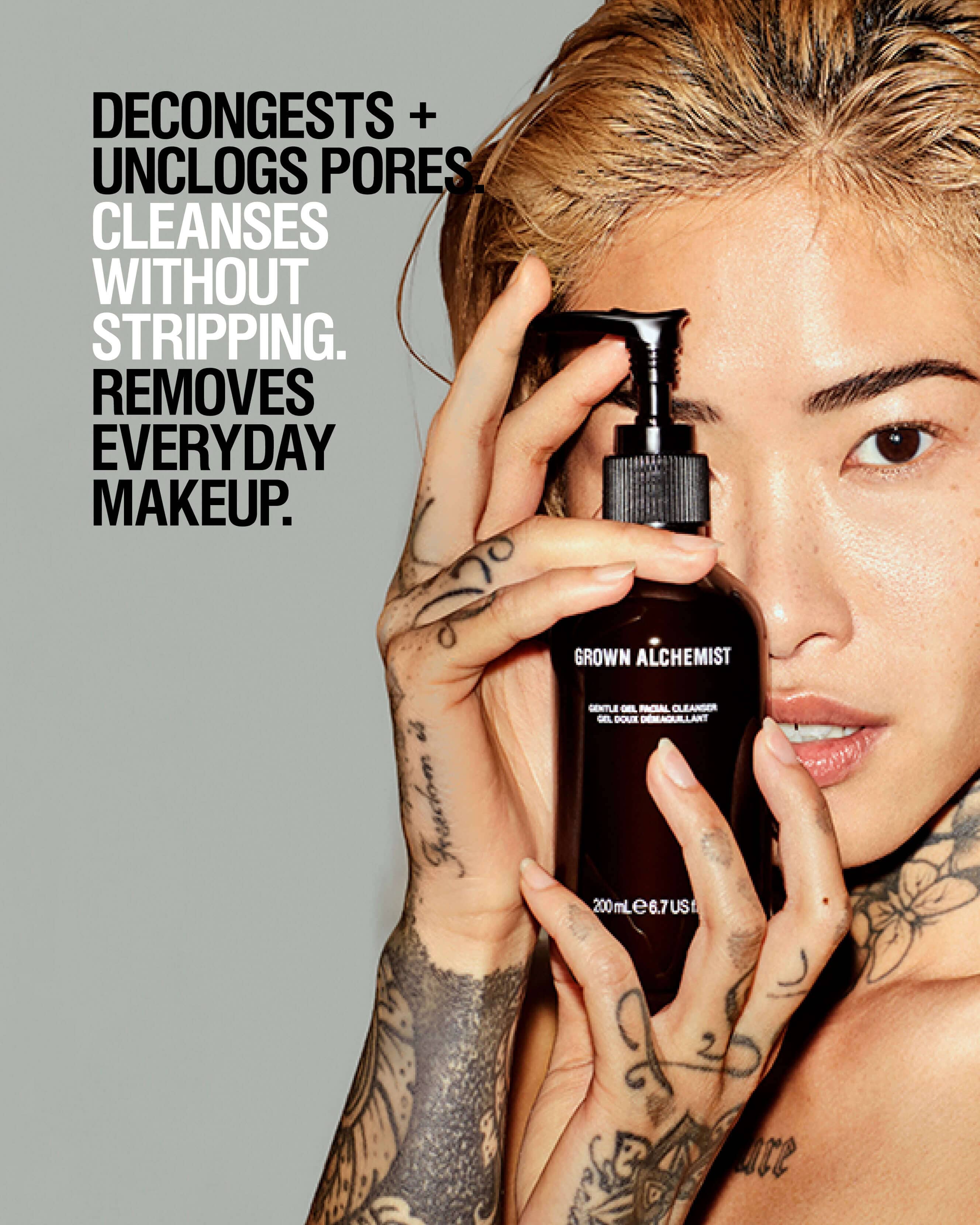 Gentle Gel Facial Cleanser (100mL) 2