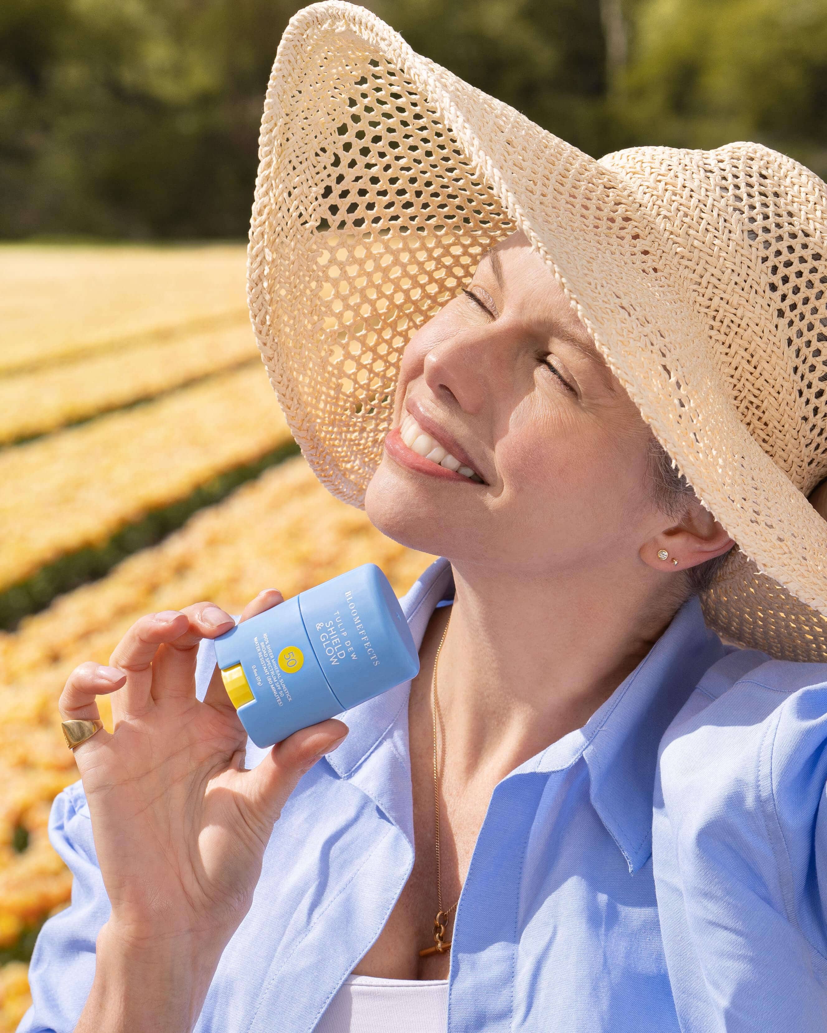 Tulip Dew Shield & Glow SPF Sunstick 1