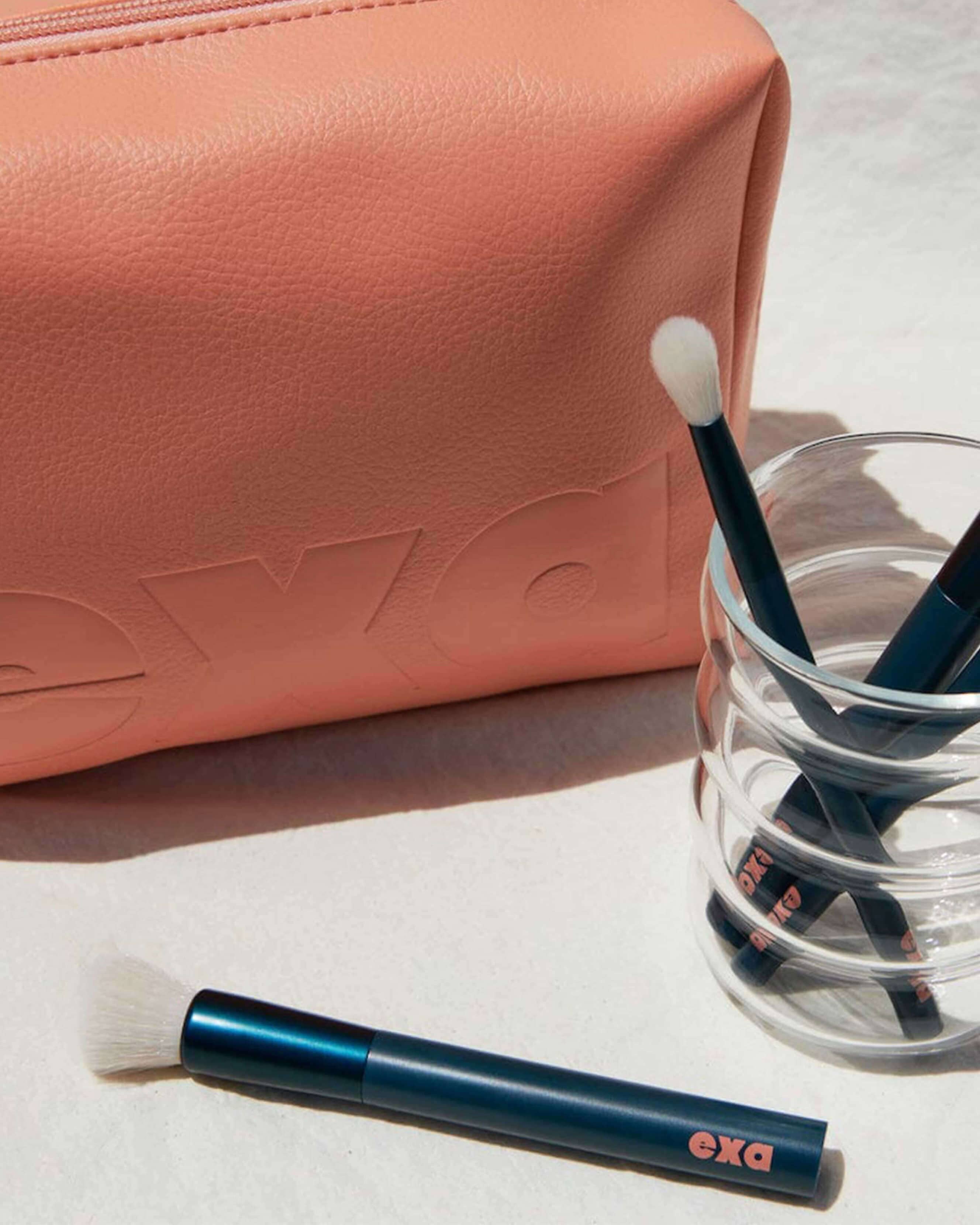 All Out Perfecting Brush 4