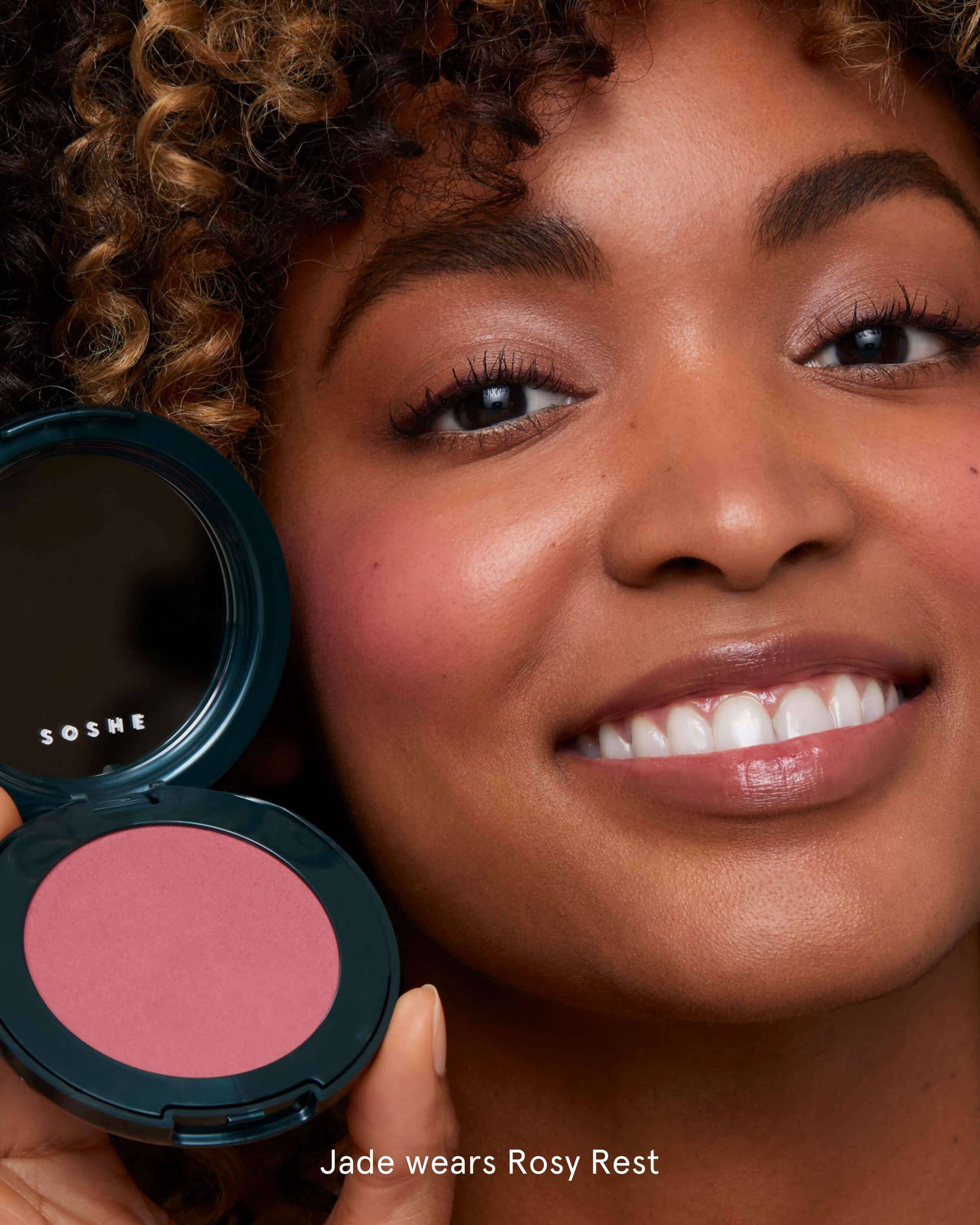 Blurring Pillow Blush & Brush Combo 9