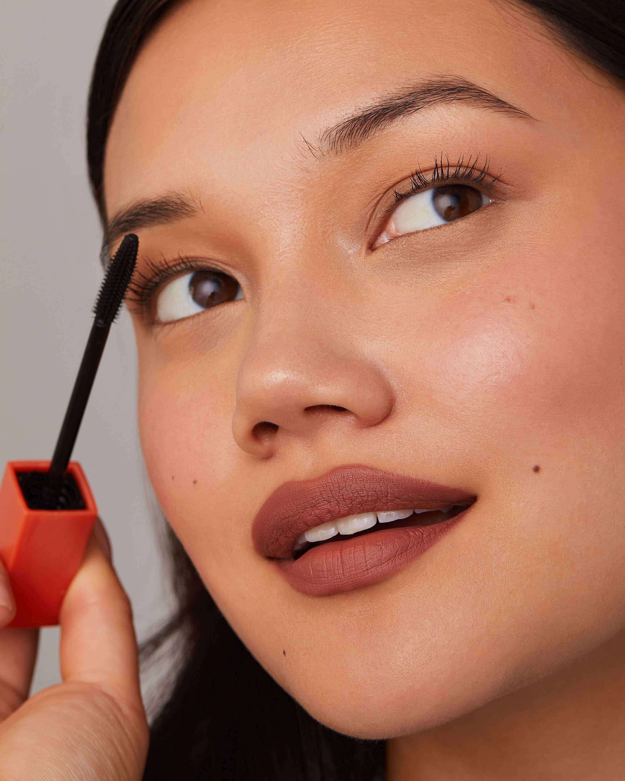 Peptide Lengthening Mascara 4